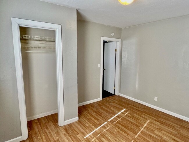 Building Photo - Great 3 Bedroom 1 Bathroom Home Near the Fairgrounds!