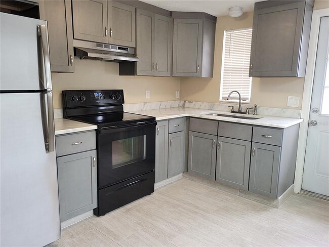 Building Photo - 2039 Calusa Trail