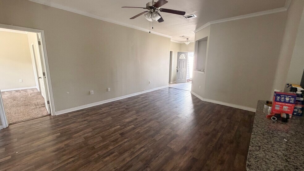 Building Photo - 312 Peoria Blvd