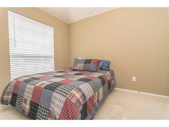 Building Photo - 5708 Bedford Ln