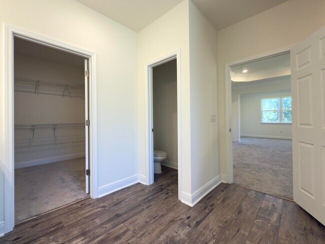 Building Photo - 296 Symphony Way