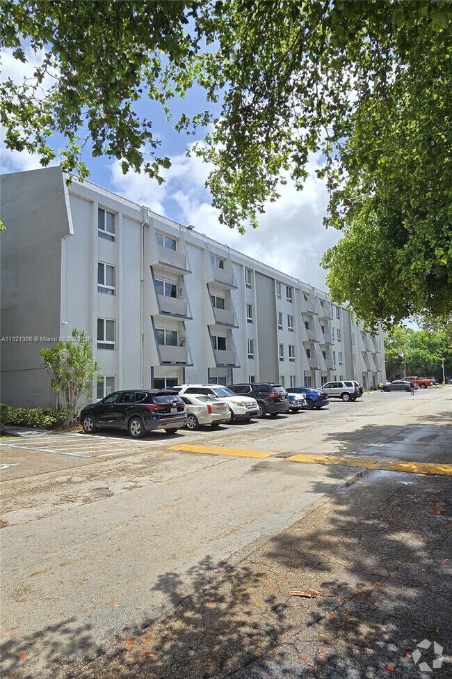 Building Photo - 11110 SW 196th St
