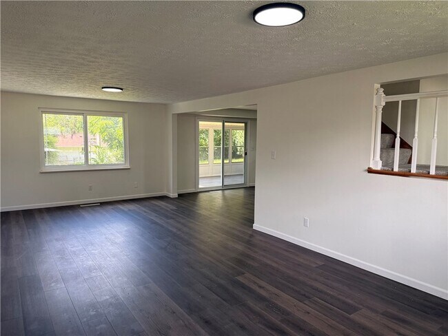 Building Photo - 6221 Longford Rd