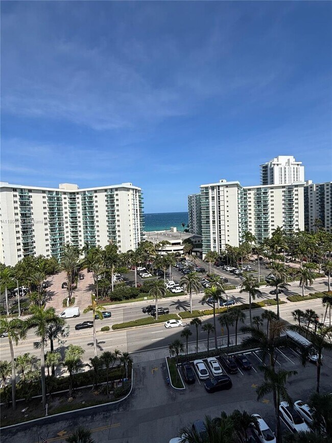 Building Photo - 3800 S Ocean Dr