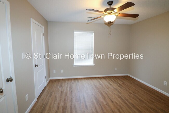 Building Photo - Wonderful Floor Plan