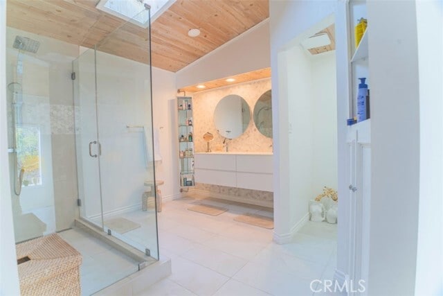 Building Photo - 5179 Canoga Ave