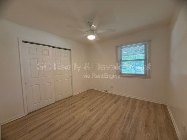Building Photo - 14949 Highland Ave