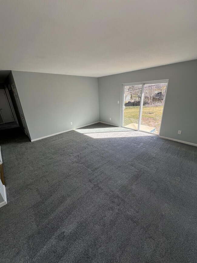 Building Photo - 16913 E 35th Terrace S