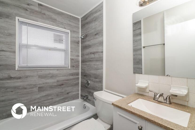 Building Photo - 9613 El Prado St