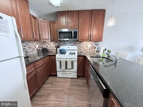 Building Photo - 11801 Rockville Pike