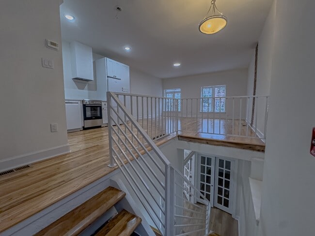 Building Photo - 536 N 19th St