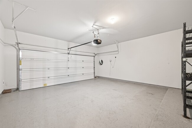 Building Photo - 19103 Goodnight Peak Tr