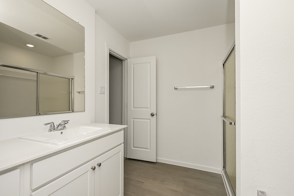 Building Photo - 10516 Desert Hawk Cir