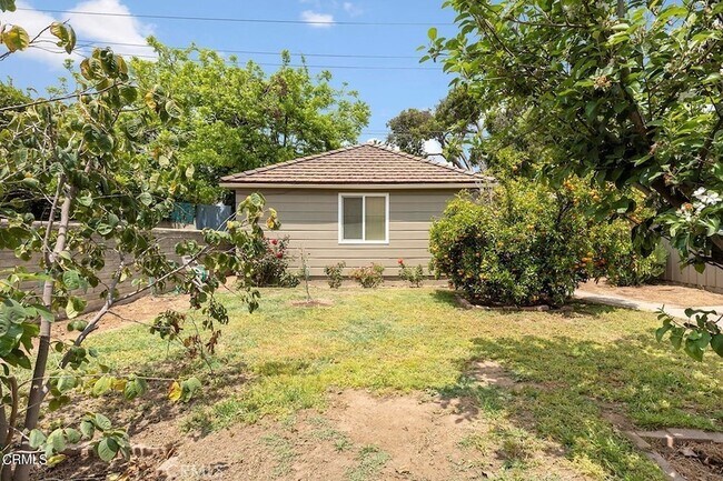 Building Photo - 2963 Sheffield Rd