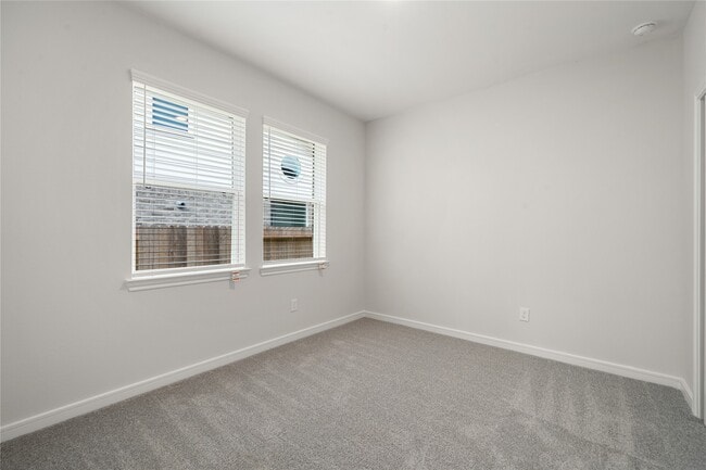 Building Photo - 2615 Clapbread Ln