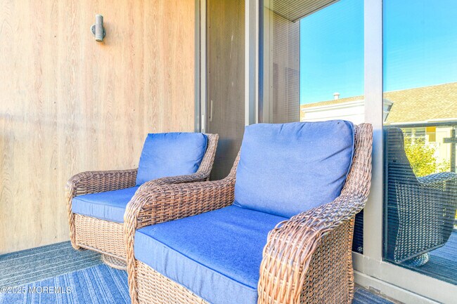 Building Photo - 30 Melrose Terrace