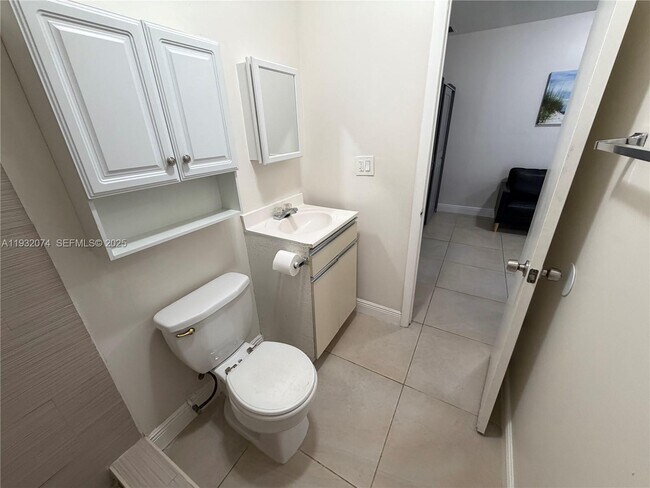 Building Photo - 808 NW 19th St