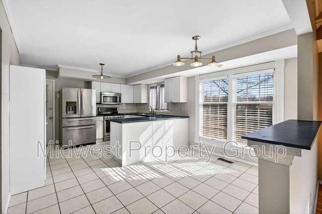 Building Photo - 3644 Vago Ln