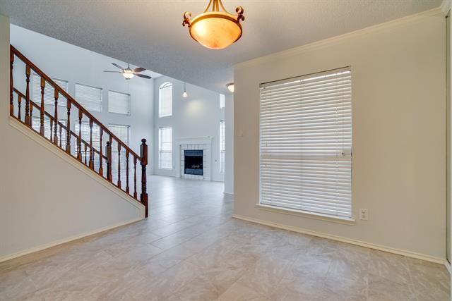 Building Photo - 329 Parkway Blvd