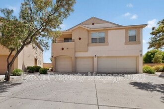Building Photo - 5648 Valle Alegre Pl NW
