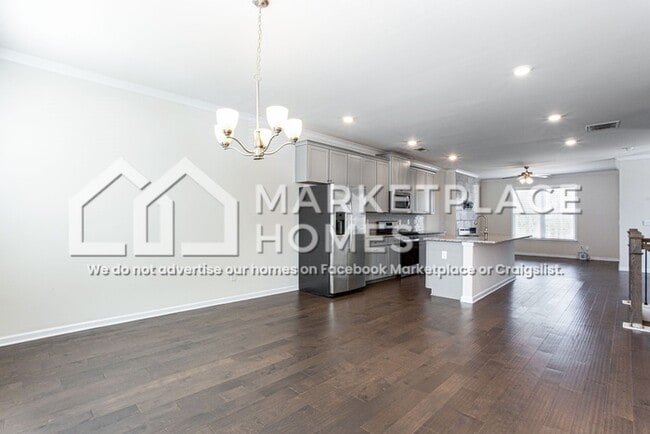 Building Photo - 3005 Westpoint Cir