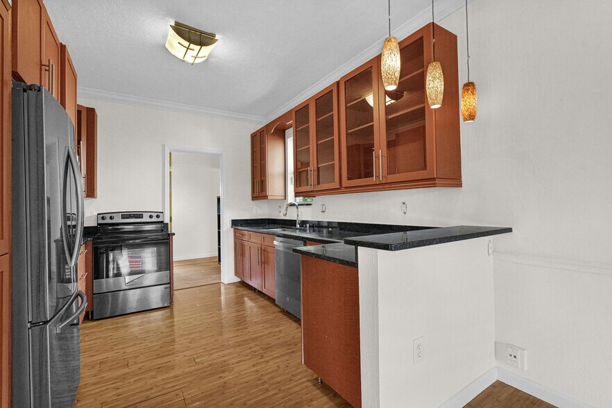 Building Photo - 126 NW 48th St