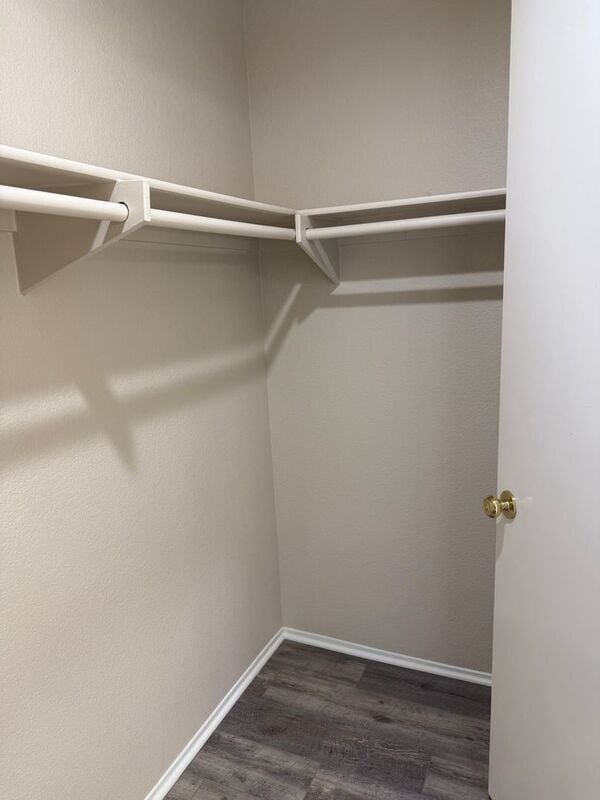 Building Photo - 39545 Warbler Dr