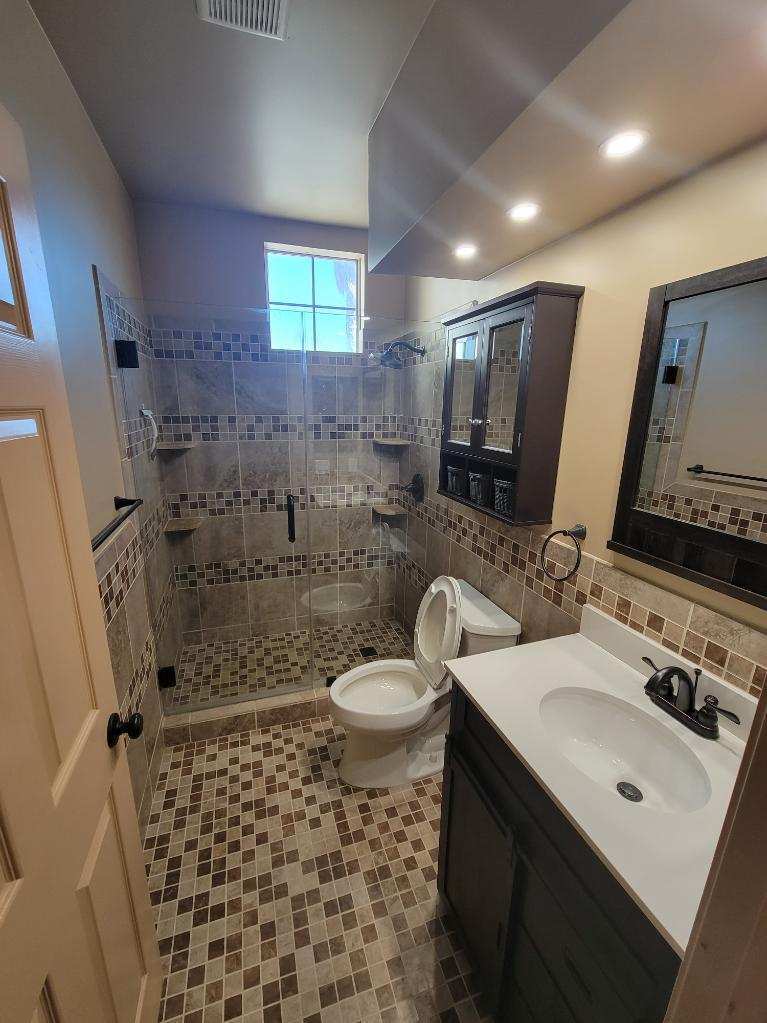 Downstairs Bathroom - 28045 Magic Mountain Ln