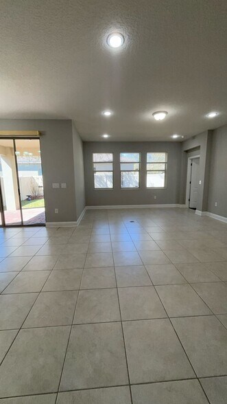 Building Photo - 5172 Appenine Loop E