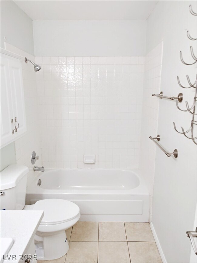 Building Photo - 5350 Rod Ct