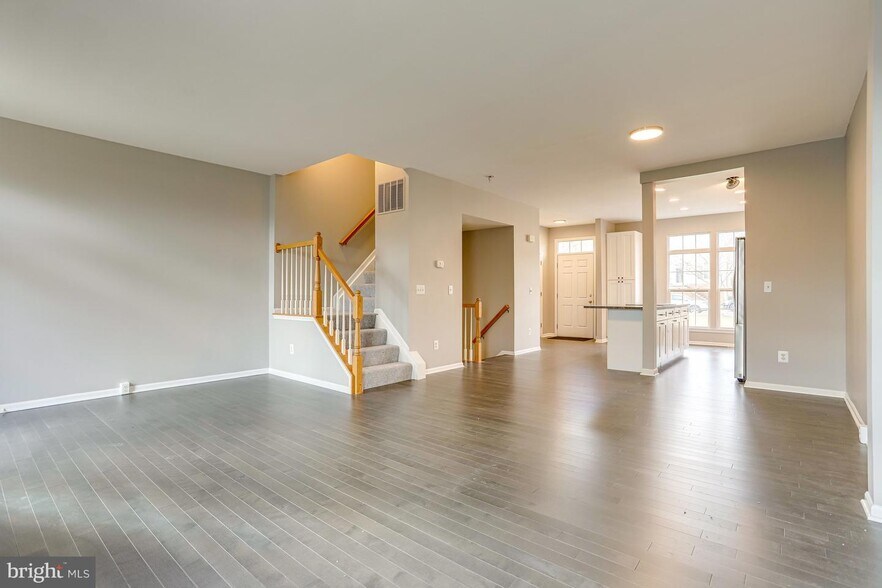 Building Photo - 20366 Hartwell St