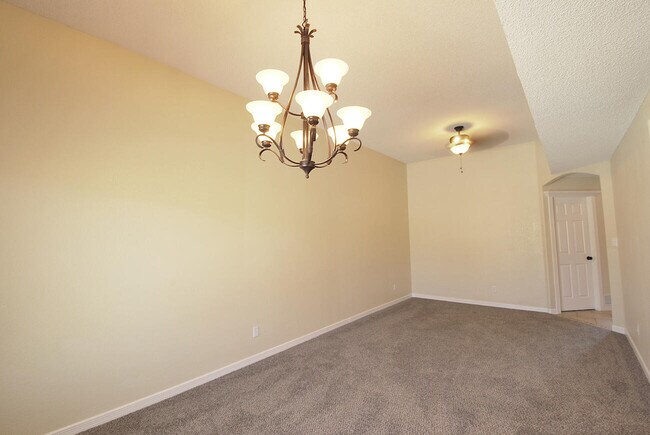 Building Photo - 5513 Ignacio Frias Dr
