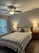 Building Photo - 2155 Scotts Crossing Ct