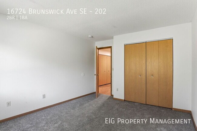 Building Photo - 16724 Brunswick Ave SE