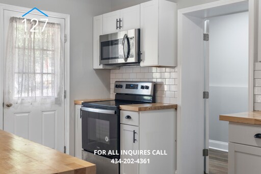 Building Photo - Great Property inside and out!