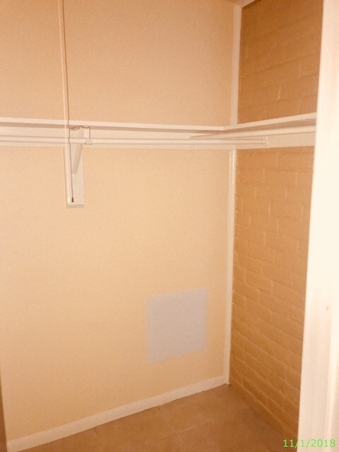 Building Photo - 1507 Barcelona Way Dr