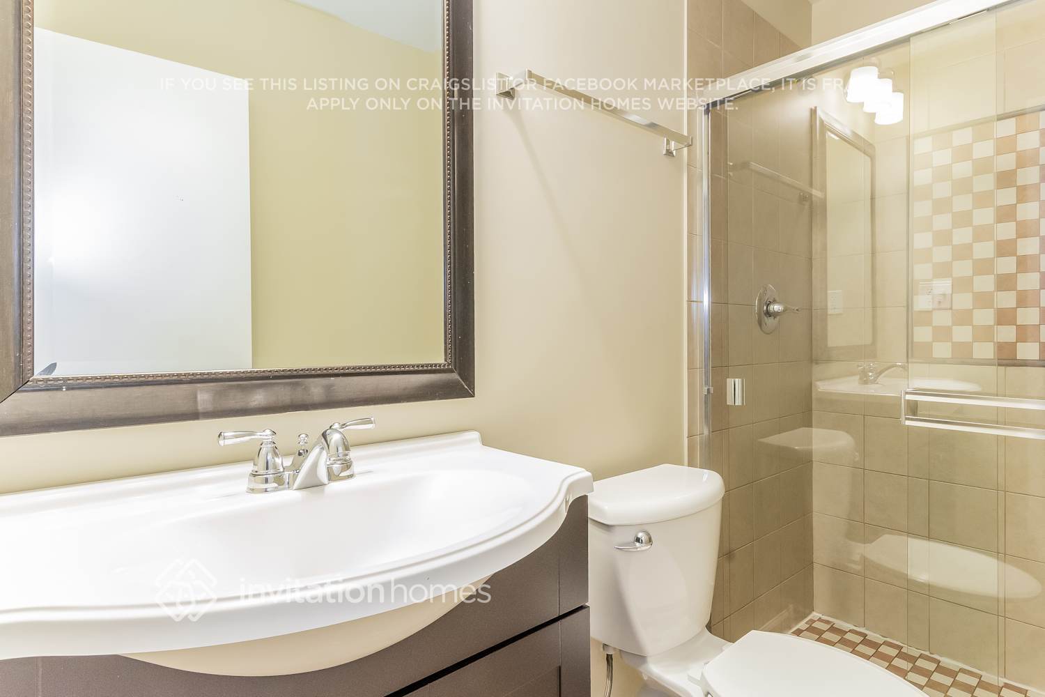 Building Photo - 4331 Scott St