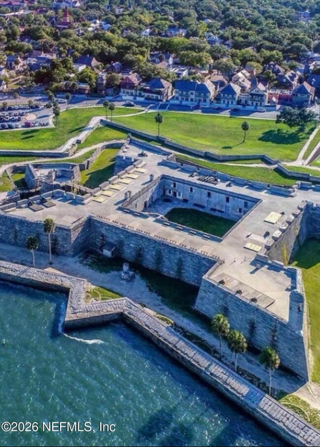 Building Photo - 99 Playa De Luna Ln