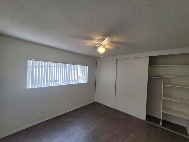 Interior Photo - 3731 Canfield Ave