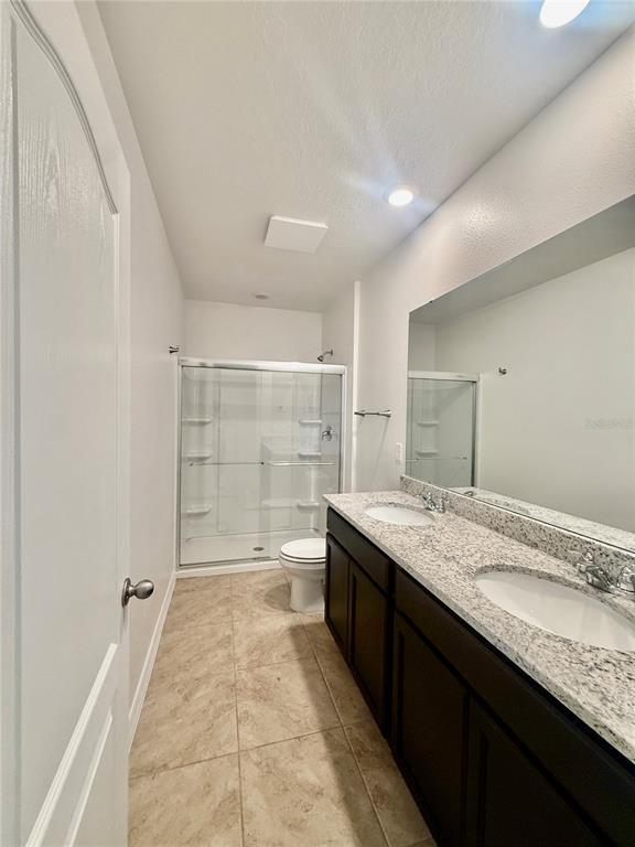 Building Photo - 1635 Thicket Ave