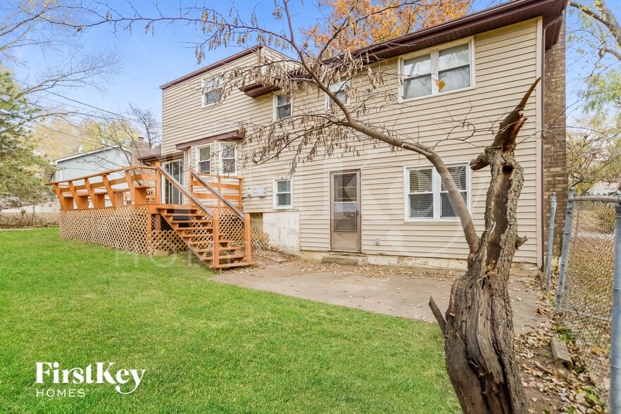 Building Photo - 5912 Walnut Creek Cir