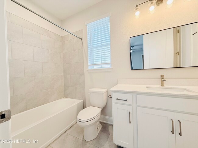 Building Photo - 14161 Sea Wave Ln