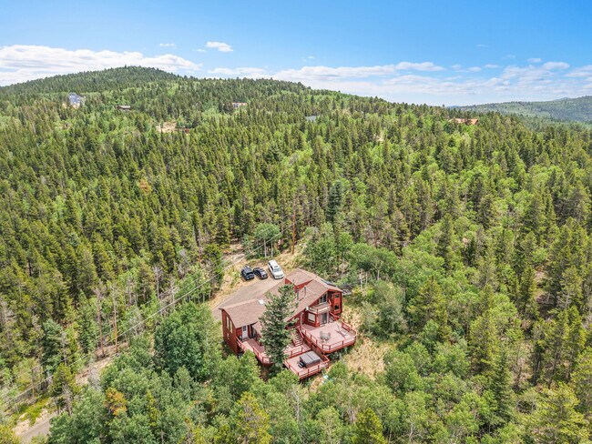 Building Photo - 204 Bristlecone Way