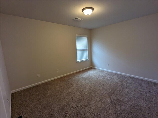 Building Photo - 3808 Manderly Pl