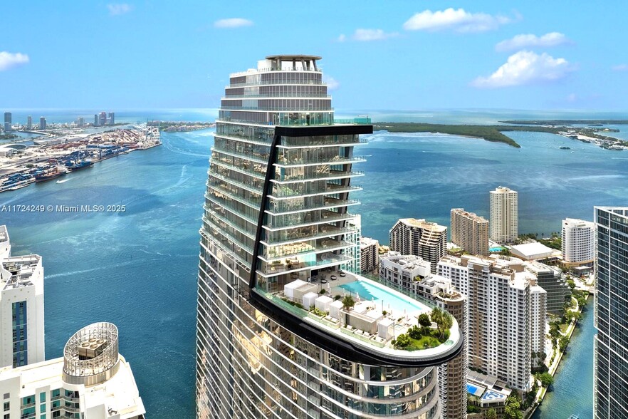 Building Photo - 300 Biscayne Blvd Way