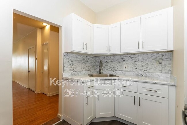 Building Photo - 7774 Montgomery Ave