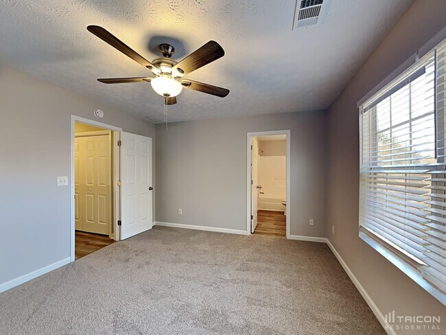 Building Photo - 4105 Mission Way