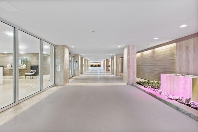 Building Photo - 2773 S Ocean Blvd