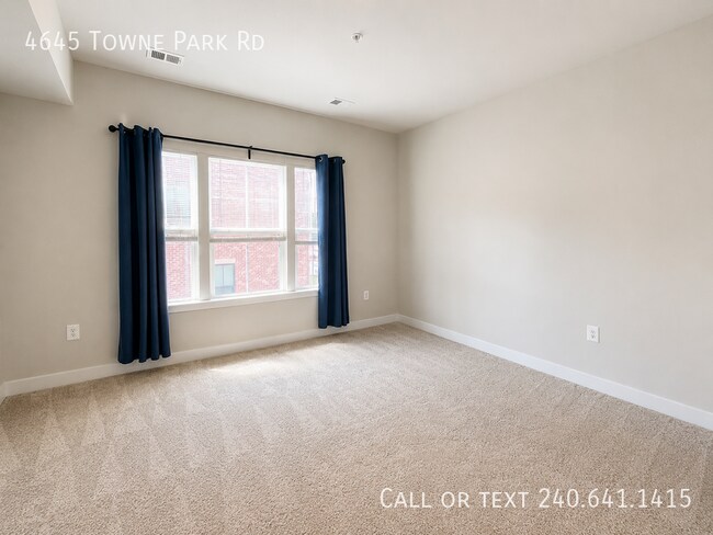 Building Photo - 4645 Towne Park Rd