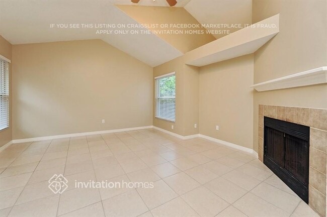Building Photo - 2013 Green Juniper Ln